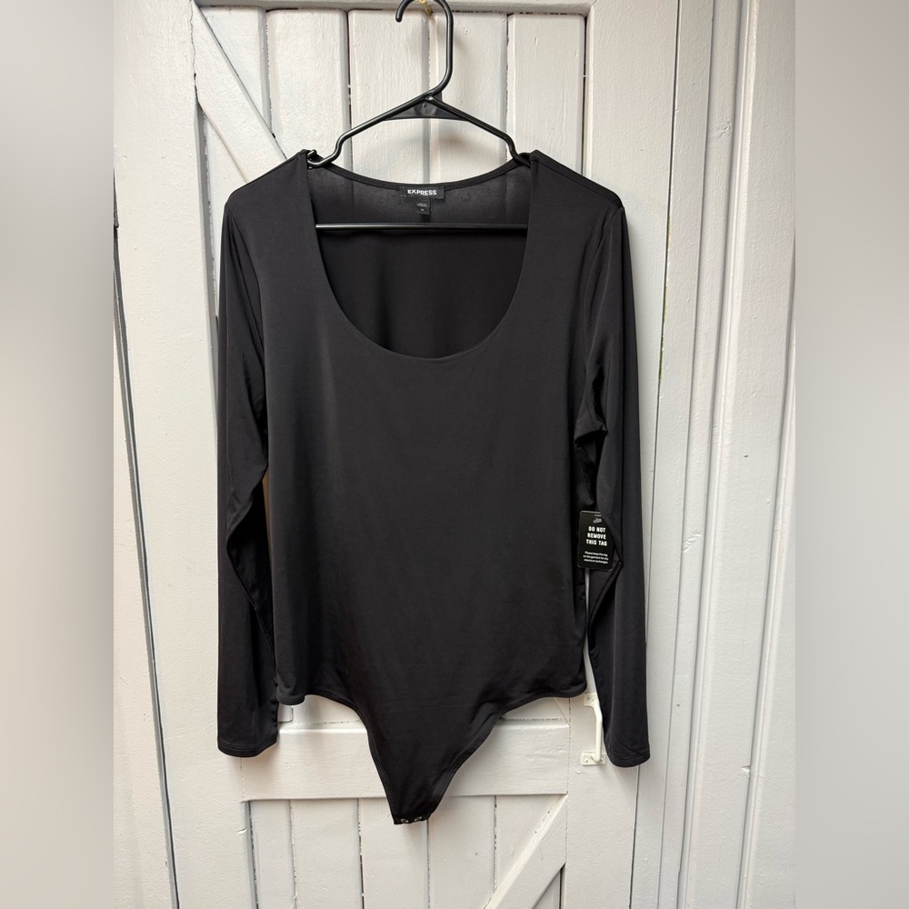 Express Elegant Black Scoop Neck Bodysuit